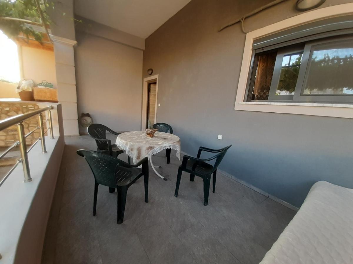Utsi Villa Ligidhes Bagian luar foto